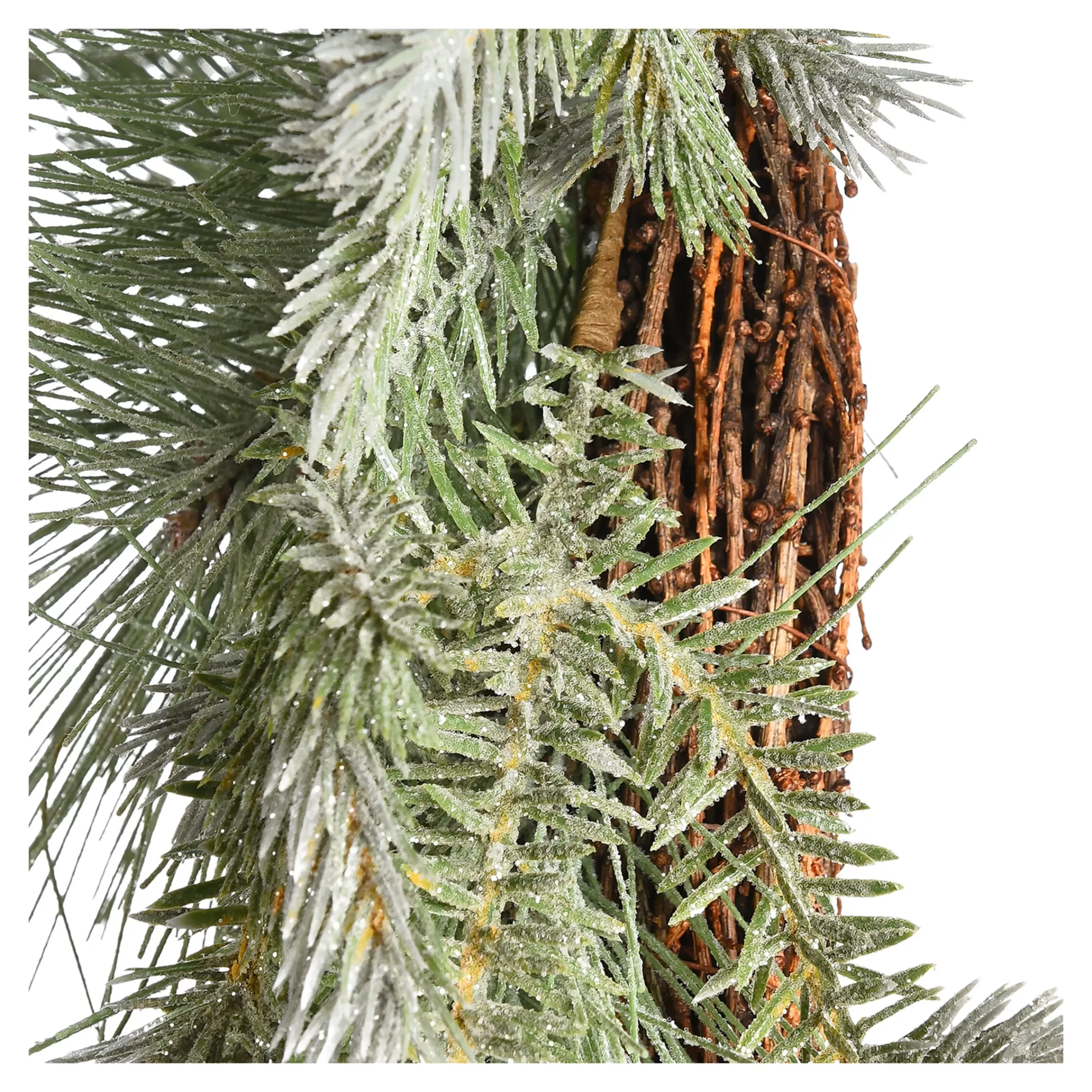 Depot Couronne Artificielle Melange De Sapins